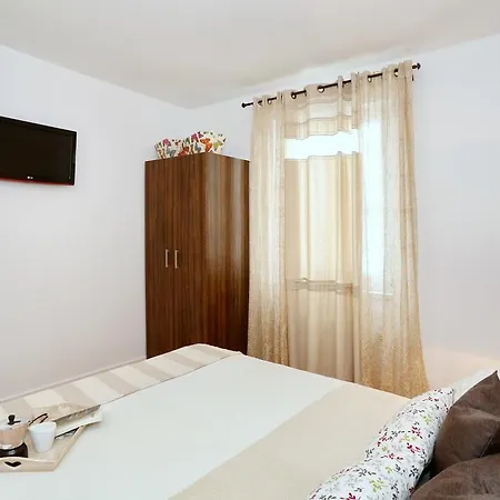 Apartment Center